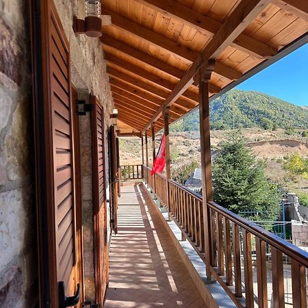 Bujtina Hader Xhebro Hostel Tepelene Luaran gambar